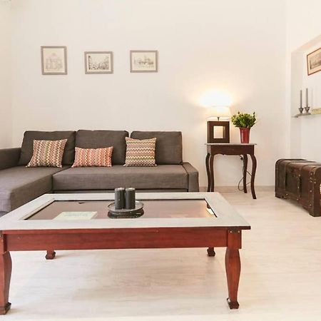 Original Y Coqueto Apartamento Junto A Plaza Mayor Apartment Madrid Bagian luar foto