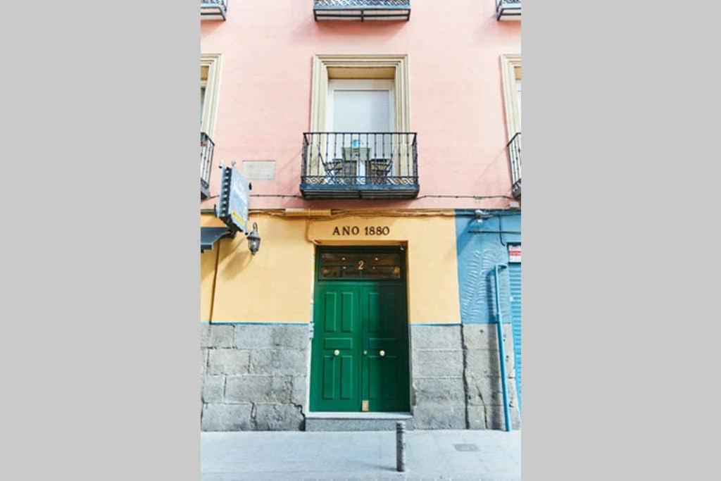 Original Y Coqueto Apartamento Junto A Plaza Mayor Apartment Madrid Bagian luar foto