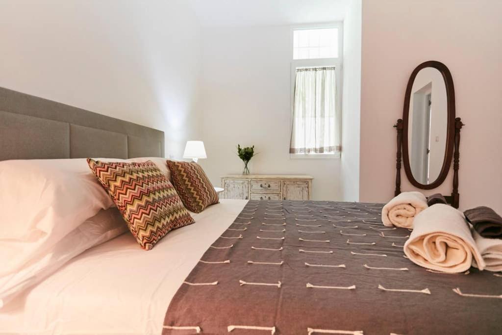Original Y Coqueto Apartamento Junto A Plaza Mayor Apartment Madrid Bagian luar foto